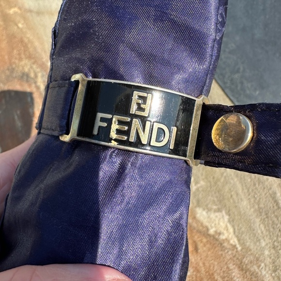 Rare Fendi Zucca umbrella with case - beautiful details! - Picture 6 of 16